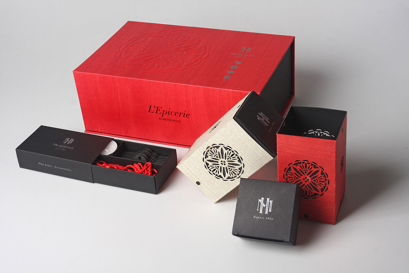 企業(yè)定制創(chuàng)意月餅禮盒包裝,月餅禮盒包裝設(shè)計(jì)怎么突出商標(biāo)形象